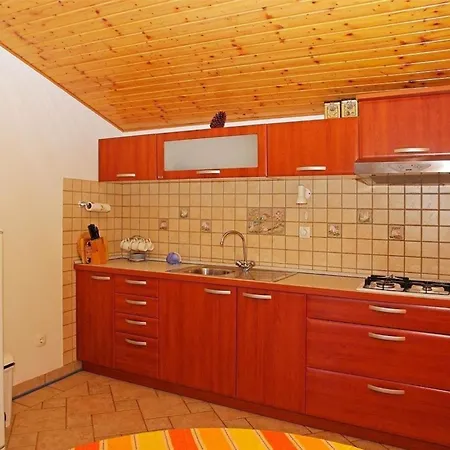 Komfortables Ferienhaus Mit Eigener Badebucht Fuer Erholsamen Urlaub Vela Luka