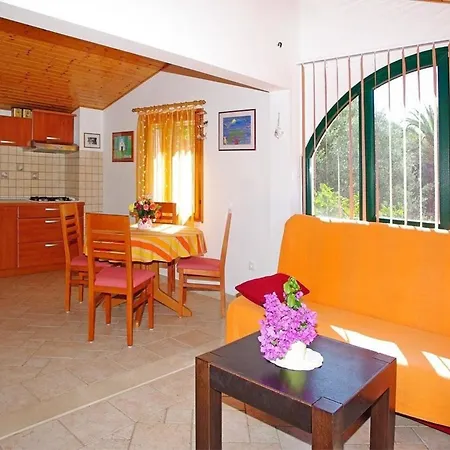 Komfortables Ferienhaus Mit Eigener Badebucht Fuer Erholsamen Urlaub Tatil Evi *