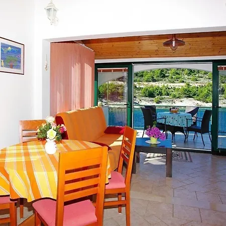 Komfortables Ferienhaus Mit Eigener Badebucht Fuer Erholsamen Urlaub Tatil Evi *